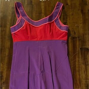 Boden size 2 spring/summer dress.  Like new.   Worn 1 time.